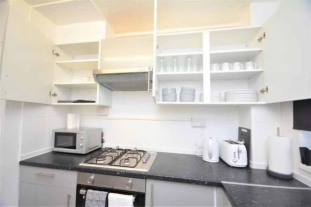 London Zone2 Classic 3 Bedroom